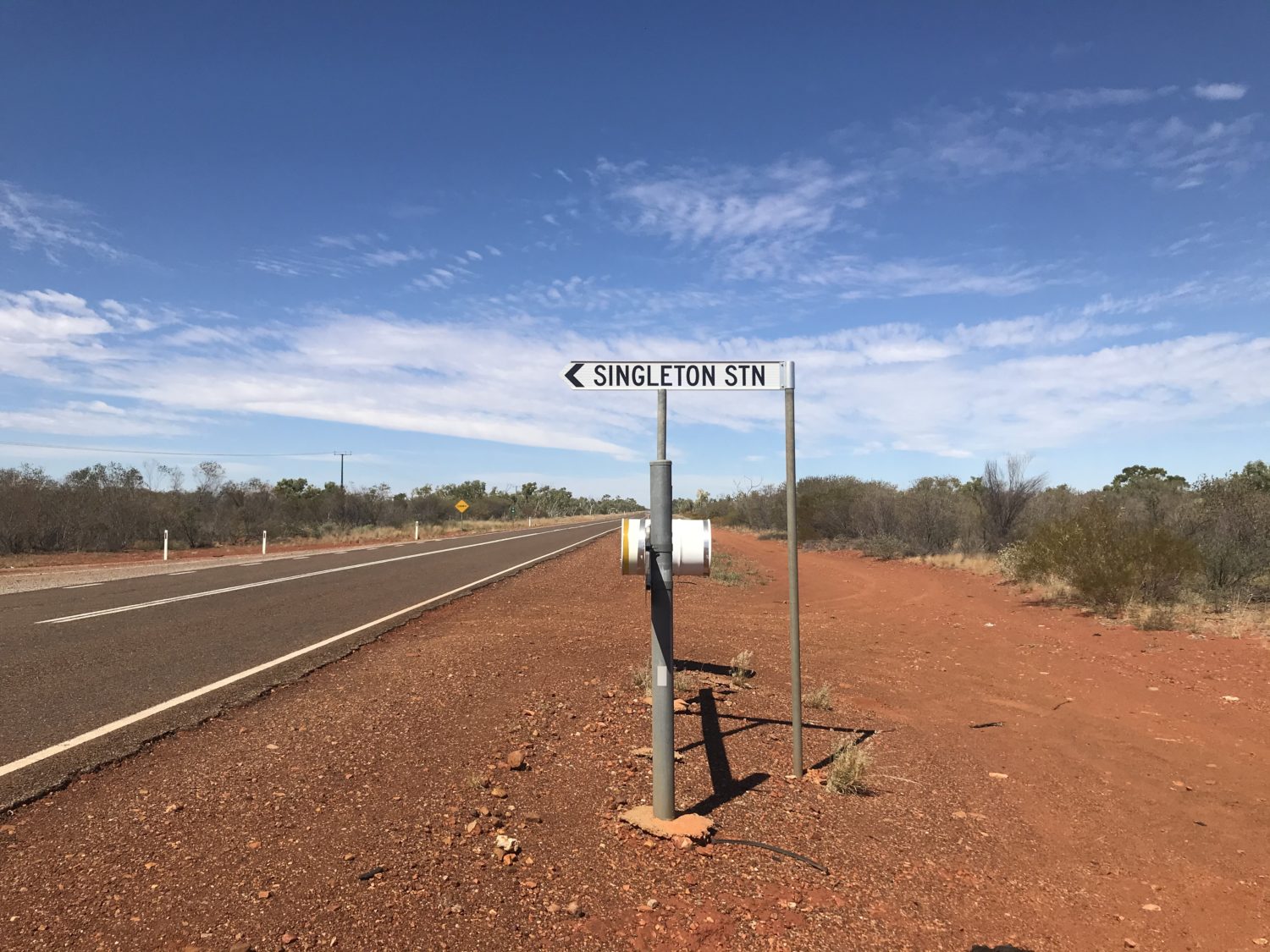 Sign to Singleton Station, NT